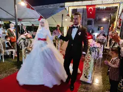 KARASKAL ile AYAZ AİLESİNİN MUTLU GÜNÜ