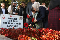 Şehit Kaymakam Safitürk, mezarı başında anıldı