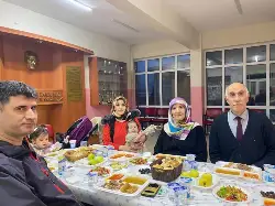 Geyve Anadolu Lisesi iftarda buluştu.