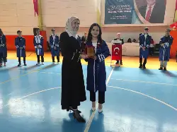 GEYVE SAĞLIK MESLEK’te MEZUNİYET TÖRENİ