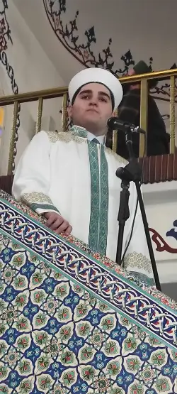 ADAPAZARI İMAM HATİP LİSESİ ÖĞRENCİLERİ GEYVE’DE CUMA NAMAZI KILDIRDI