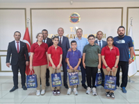 Geyve Kaymakamı'ndan Türkiye Şampiyonlarına Büyük Destek