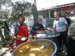 Hafız Öğrenciler Gönülleri Fethetti