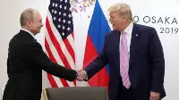 Trump'tan Putin'e: İstediğinde Arayabilirsin