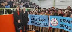 GEYVE'DE CUMHURİYET BAYRAMI COŞKUYLA KUTLANDI