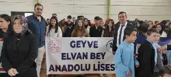 GEYVE'DE CUMHURİYET BAYRAMI COŞKUYLA KUTLANDI