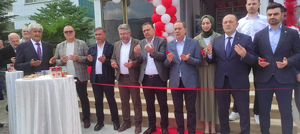 Karaçam'da Hilal Eczanesi Hizmete Açıldı