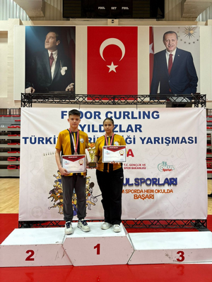 Geyve Osmangazi Ortaokulu Floor Curling'de Türkiye İkincisi