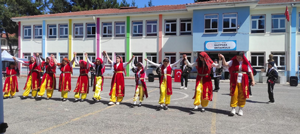 GEYVE GAZİPAŞA ORTAOKULU HIDIRLELLEZ ŞENLİĞİ ÇOK BEĞENİLDİ