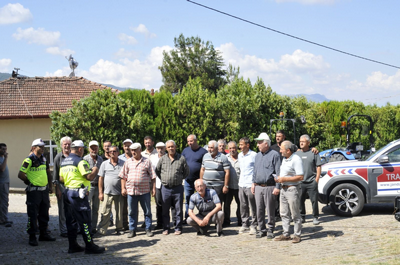 Geyve'de Traktörlere Yerinde Muayene