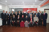 AK Partili belediye başkan adaylarından ilk basın toplantısı